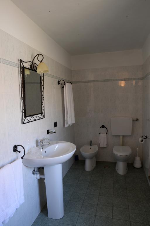 Villa Chiara Hotel Canelli Rum bild