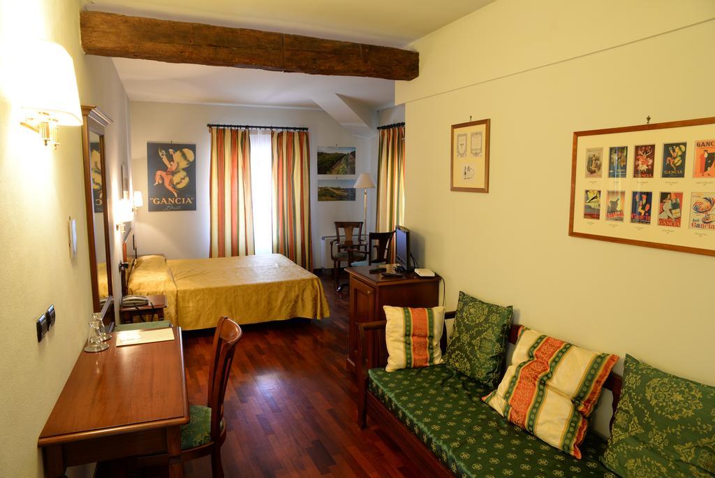Villa Chiara Hotel Canelli Rum bild