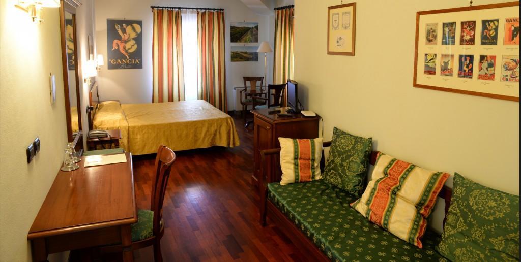 Villa Chiara Hotel Canelli Exteriör bild