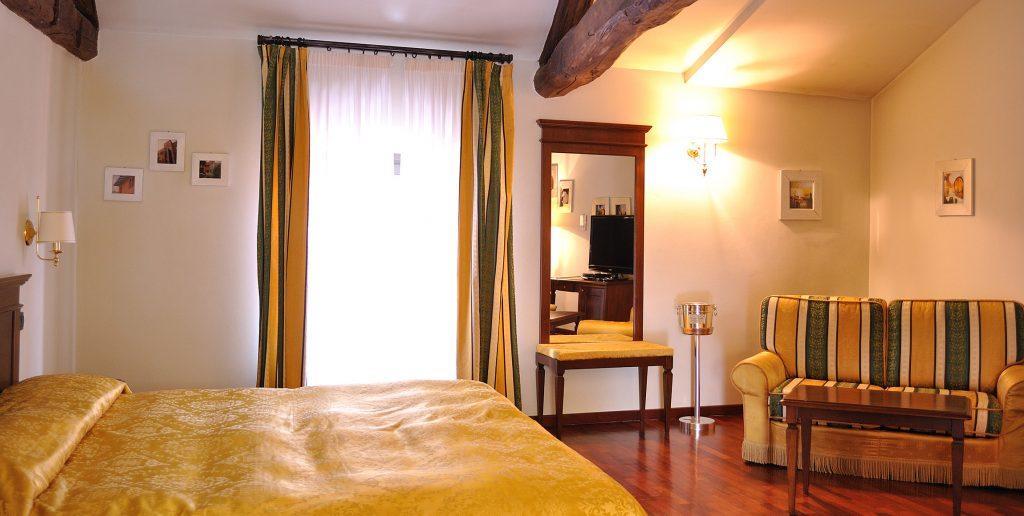 Villa Chiara Hotel Canelli Exteriör bild